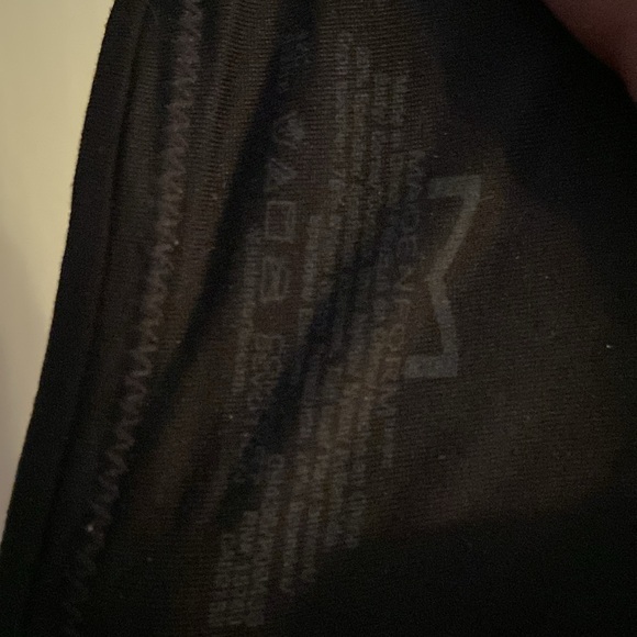 2 maidenform bras . Both in excellent condition - Picture 7 of 7